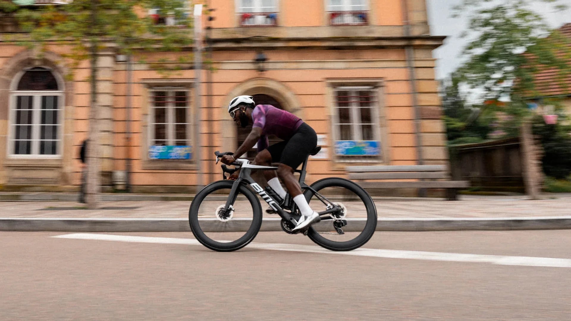 BMC Road Racing Bikes | Teammachine R 01 – BMC USA Corporation