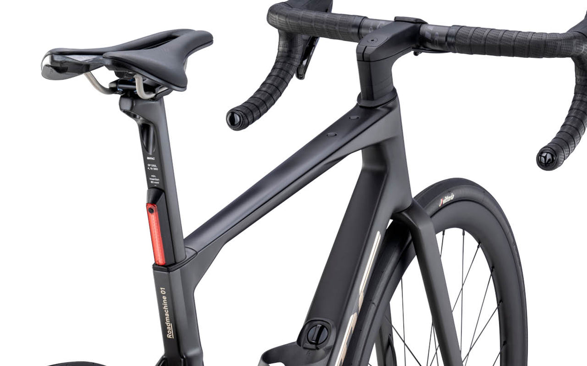 Roadmachine 01 THREE Carbon Black – BMC USA Corporation